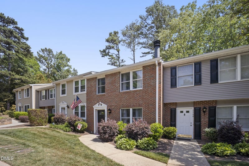 7728 Crown Crest Ct, Raleigh, NC 27615