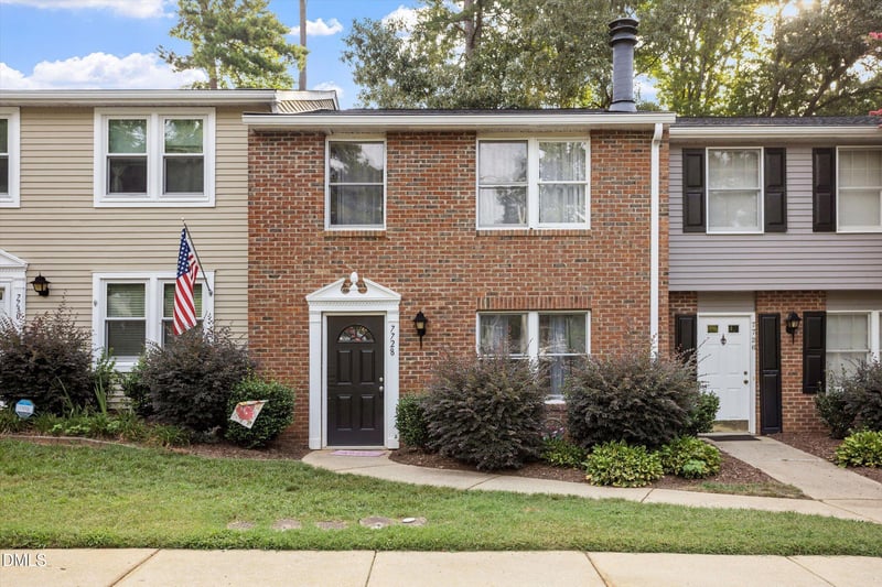 7728 Crown Crest Ct, Raleigh, NC 27615