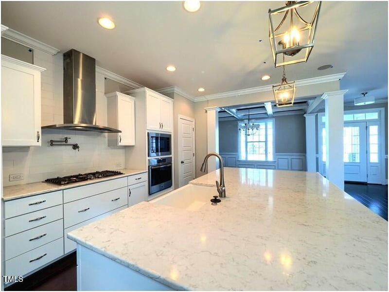 7728 Stonehenge Farm Ln, Raleigh, NC 27613