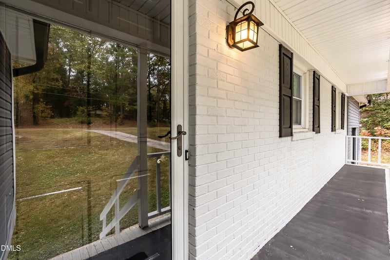 7728 Wakebrook Dr, Raleigh, NC 27616