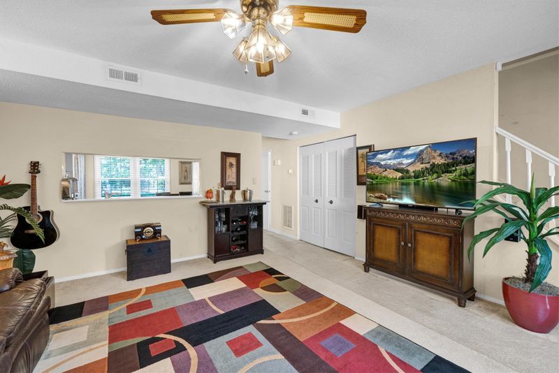 7732 Crown Crest Ct, Raleigh, NC 27615
