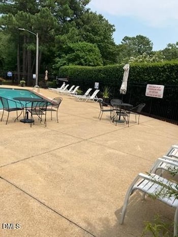 7734 Kingsberry Ct, Raleigh, NC 27615