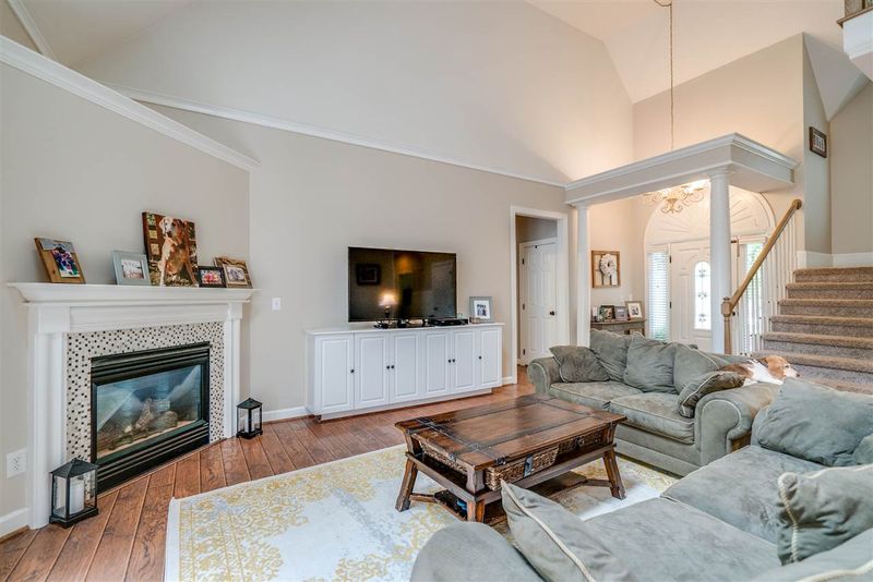 7736 Fairlake Dr, Wake Forest, NC 27587