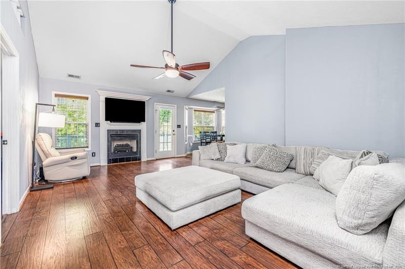 7736 Redwood Ave, Fayetteville, NC 28314