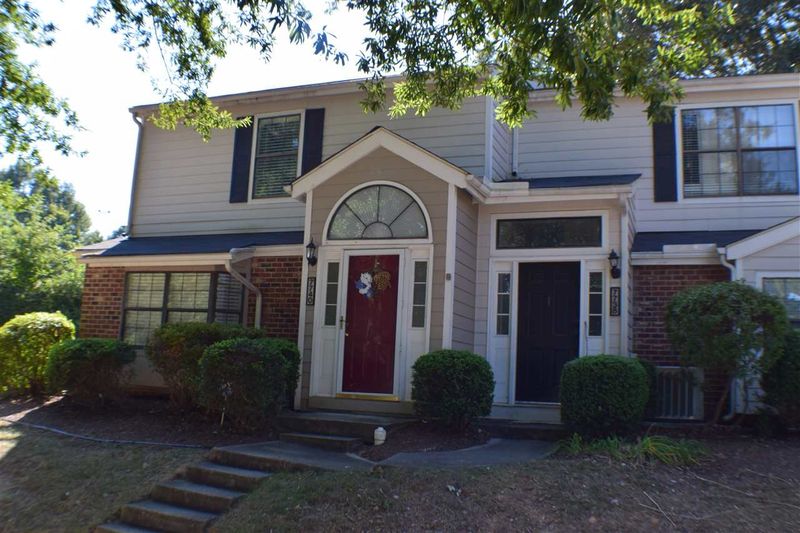 7740 Falcon Rest Cir, Raleigh, NC 27615