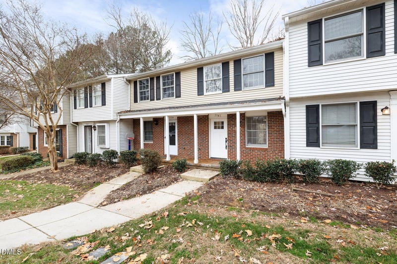 7741 Kingsberry Ct, Raleigh, NC 27615