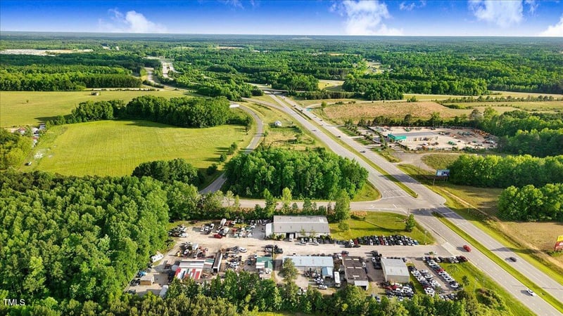 7744 Us 70 Bus, Clayton, NC 27520