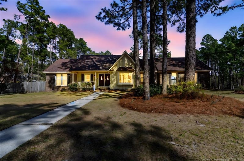 7756 Dragonhead Rd, Fayetteville, NC 28311