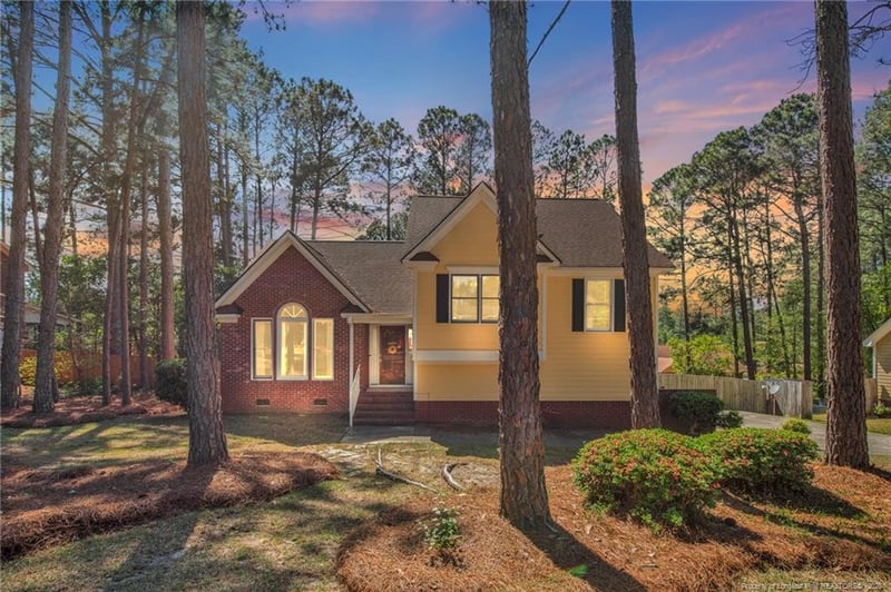 7759 Trappers Rd, Fayetteville, NC 28311