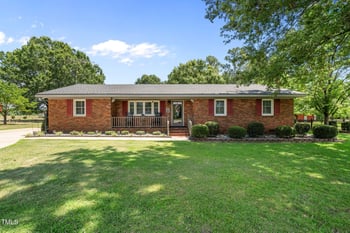 776 Antioch Church Rd, Dunn, NC 28334