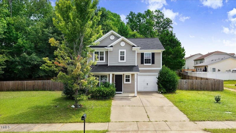 776 Averasboro Dr, Clayton, NC 27520