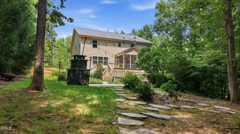 776 Legend Oaks Dr, Chapel Hill, NC 27517