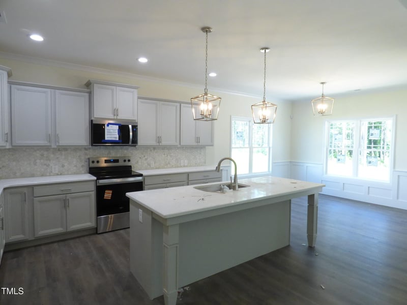 776 Shade Tree Rd, Benson, NC 27504