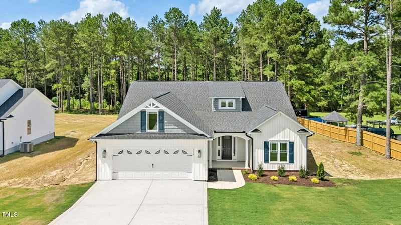 776 Shade Tree Rd, Benson, NC 27504