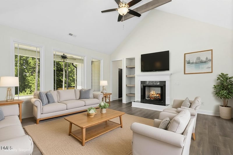 776 Shade Tree Rd, Benson, NC 27504