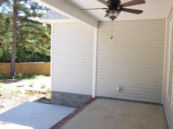 776 Shadetree Rd, Benson, NC 27504