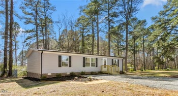 7761 Old 421 Rd, Liberty, NC 27298