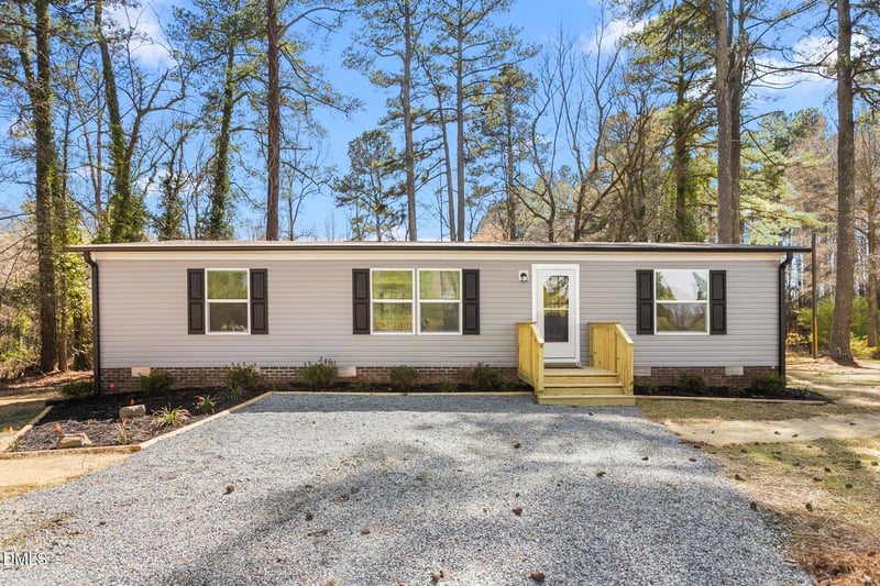 7761 Old 421 Rd, Liberty, NC 27298