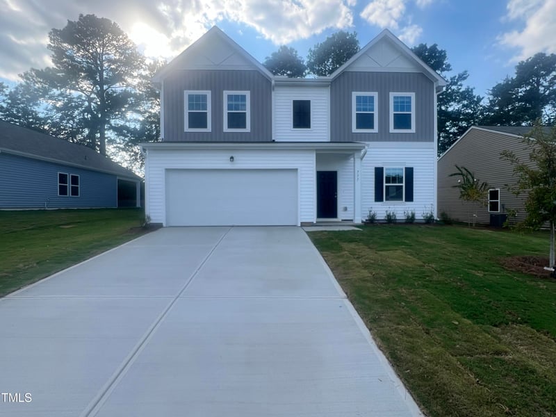 777 Shepard Rock Dr, Zebulon, NC 27597