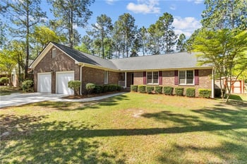 7783 Trappers Rd, Fayetteville, NC 28311