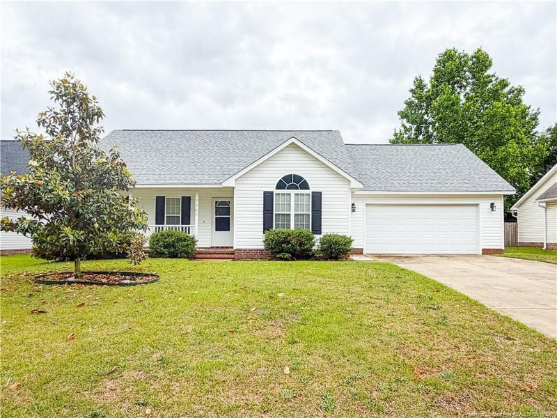 7787 Cottonwood Ave, Fayetteville, NC 28314