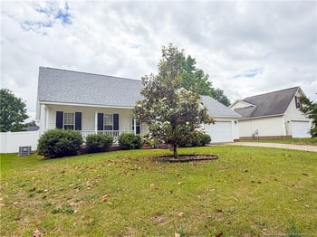 7787 Cottonwood Ave, Fayetteville, NC 28314