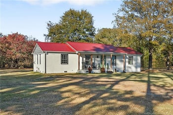 7789 Troy Fisher Rd, Fayetteville, NC 28312