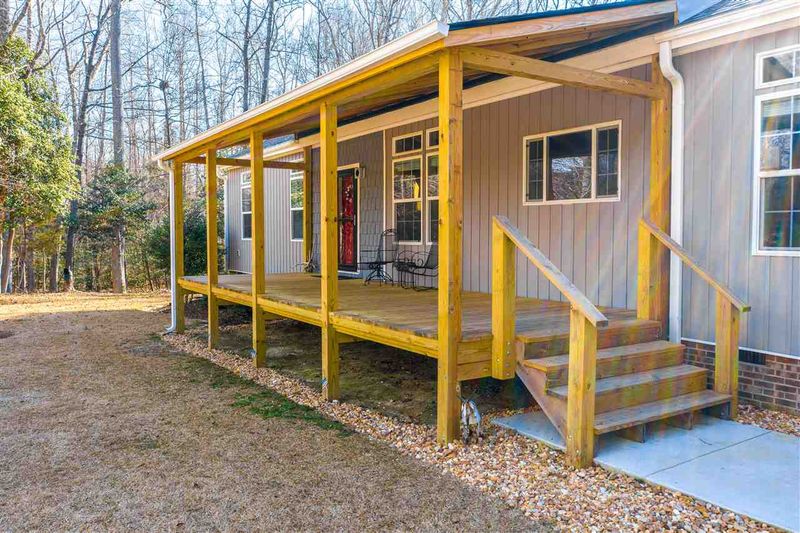 779 Brantleytown Rd, Zebulon, NC 27597