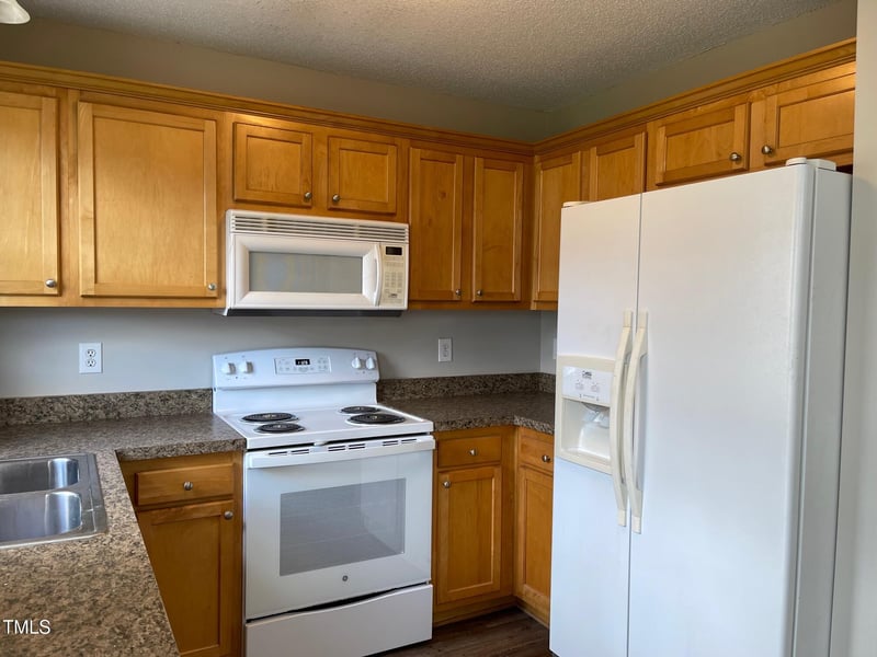 78 Ariel St, Lillington, NC 27546