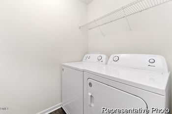 78 Bent Willow Dr #320, Clayton, NC 27527