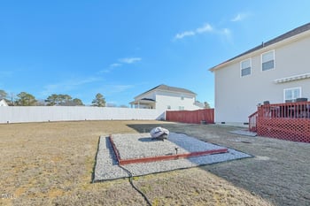 78 Bushel Basket Dr, Benson, NC 27504