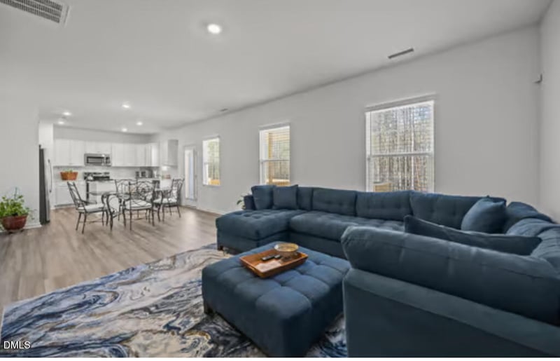 78 Glencoe Ln, Zebulon, NC 27597