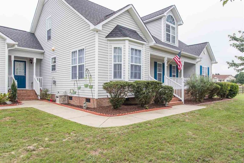 78 Hay Field Dr, Clayton, NC 27520