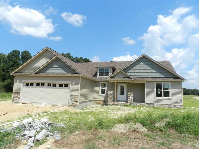 78 Landfall Ln, Smithfield, NC 27577