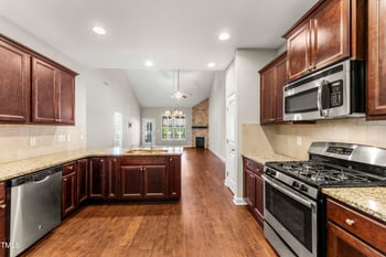 78 Radcliffe Ct, Clayton, NC 27527