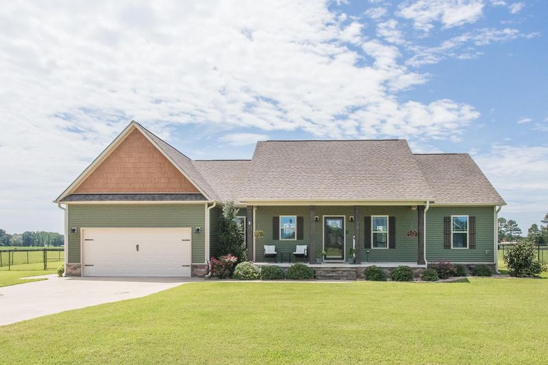 78 Sentinel Ct, Smithfield, NC 27577