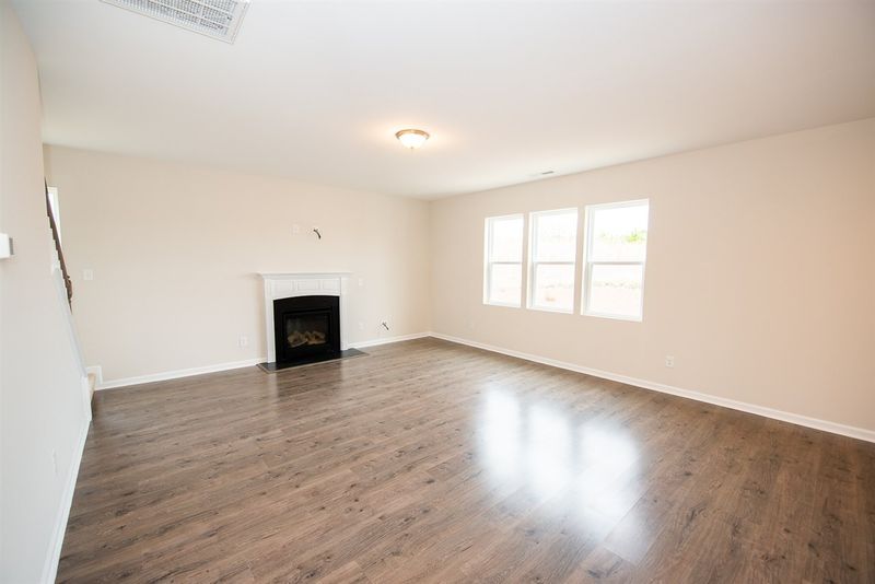 78 N Skymont Dr #126, Clayton, NC 27527