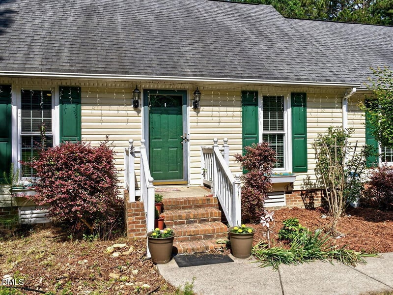 78 Tally Ho Dr, Selma, NC 27576