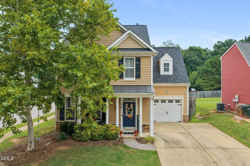 78 Tuscarora Ln, Clayton, NC 27520