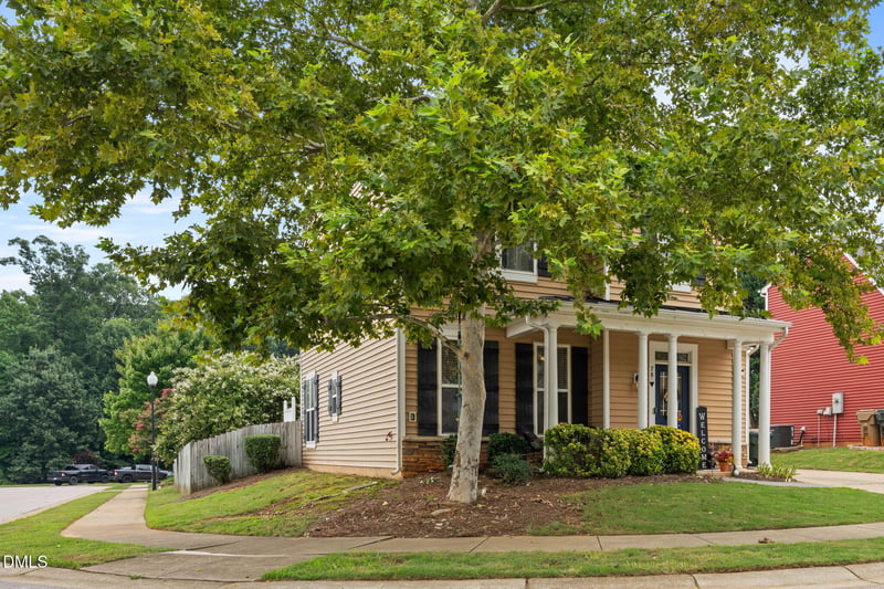 78 Tuscarora Ln, Clayton, NC 27520