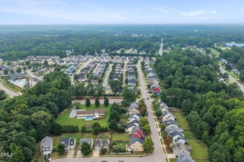 78 Tuscarora Ln, Clayton, NC 27520