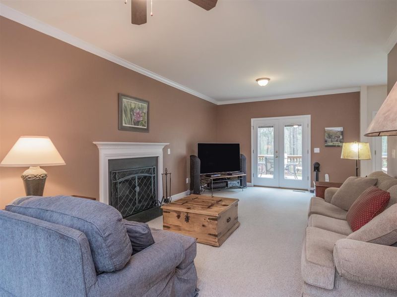 780 Jamestown Rd, Pittsboro, NC 27312