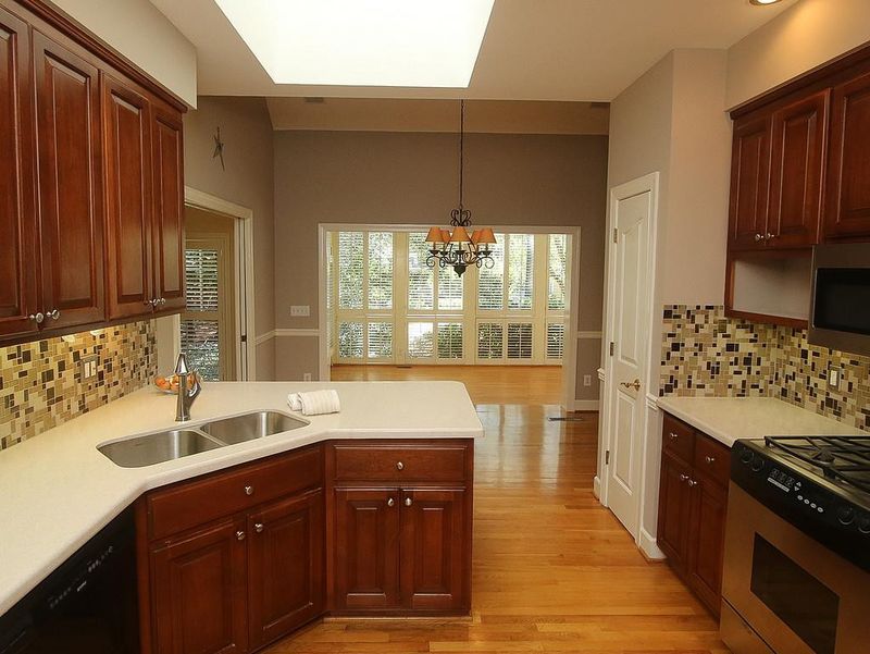 78001 Stokes, Chapel Hill, NC 27517