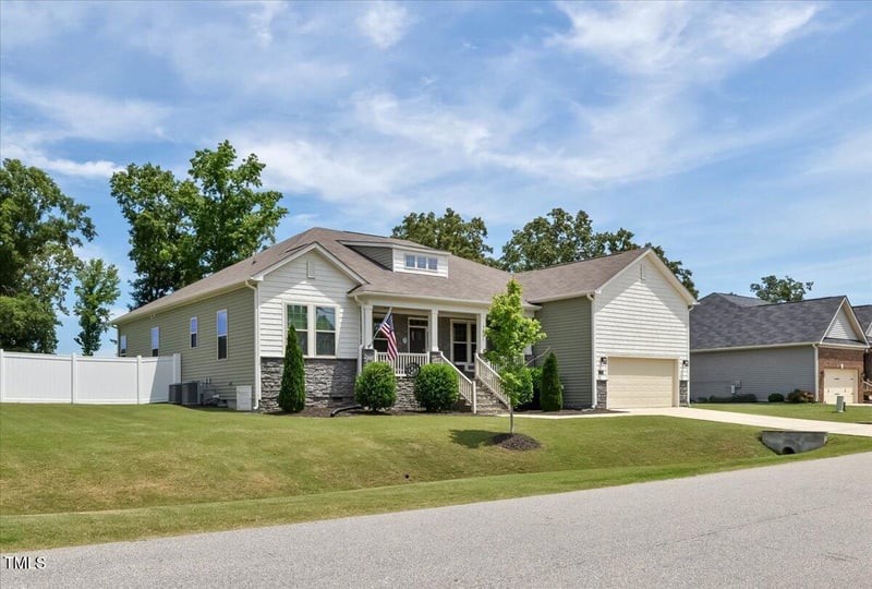 7801 Charters End St, Willow Springs, NC 27592