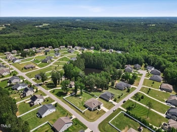 7801 Charters End St, Willow Springs, NC 27592