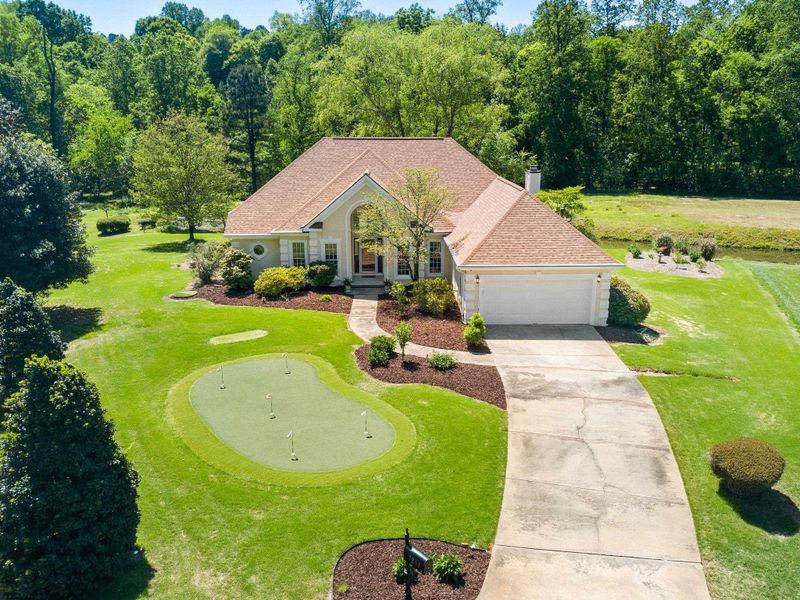 7801 Hogan Dr, Wake Forest, NC 27587