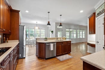 7801 Kingsbrook Ct, Wake Forest, NC 27587
