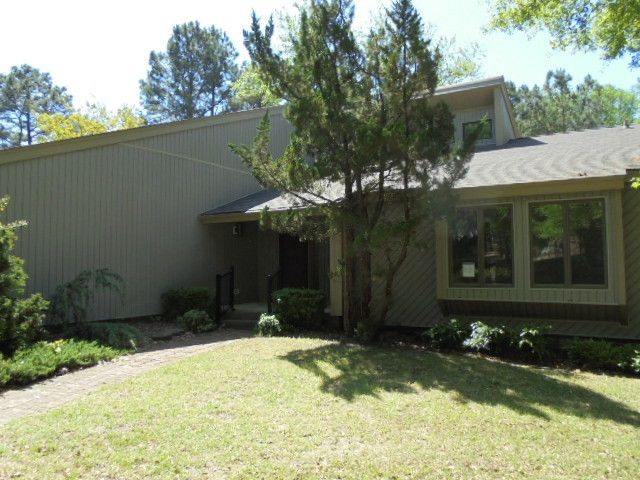 7801 Warbler Ln, Sanford, NC 27330