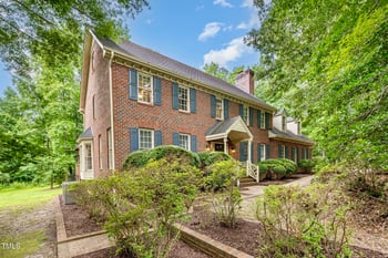 7801 Wood Way Ct, Raleigh, NC 27606