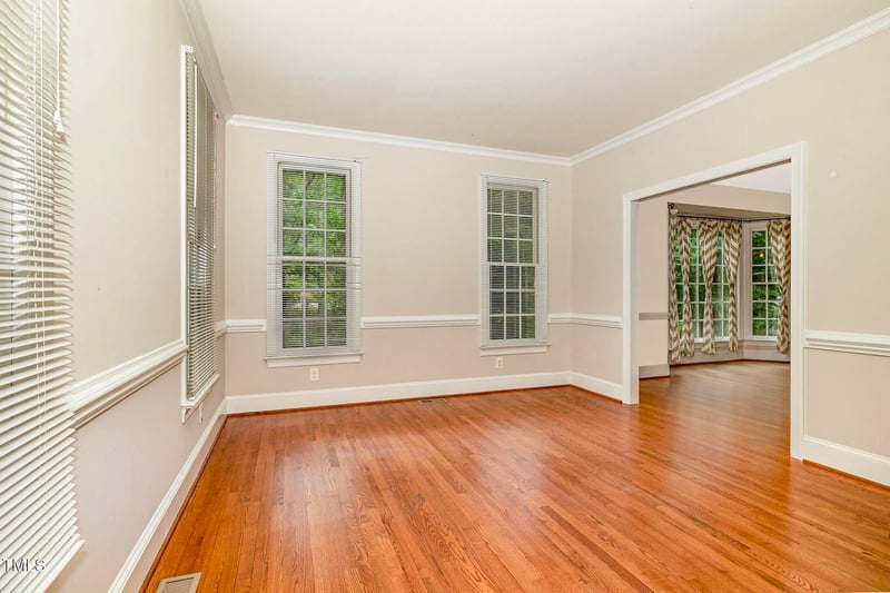 7801 Wood Way Ct, Raleigh, NC 27606